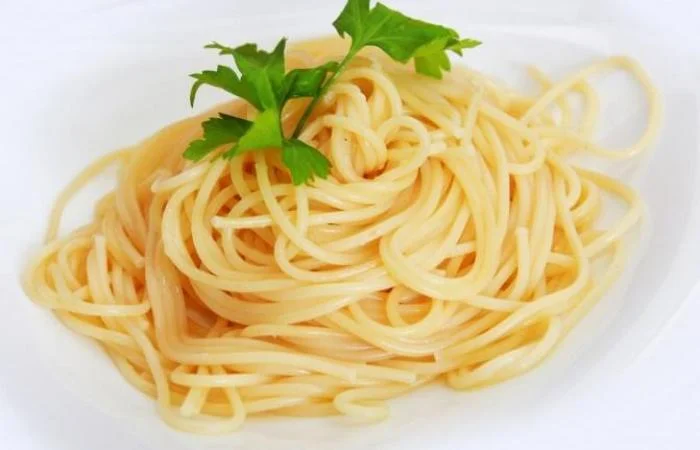 Как сварить спагетти в кастрюле