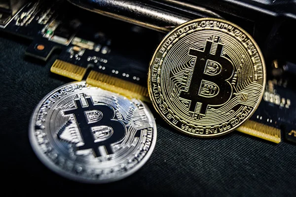 Как заработать биткоин с нуля без вложений